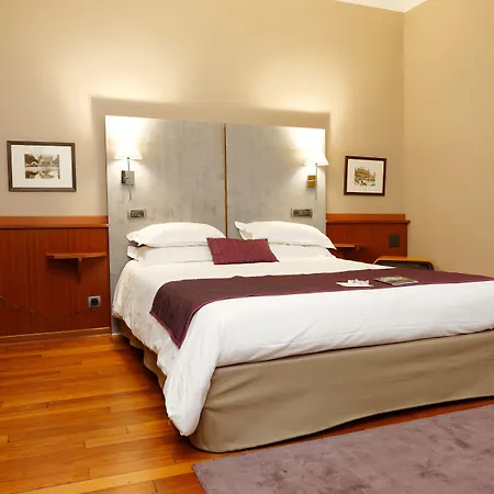 Hotell George Opera