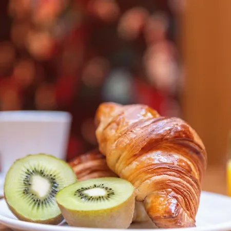 酒店 George Opera 3*