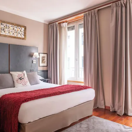 George Opera فندق